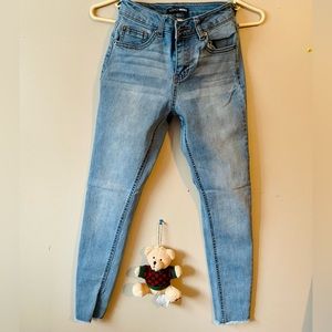 #Fashion Nova skinny jeans #US 24 size#Style DP1012